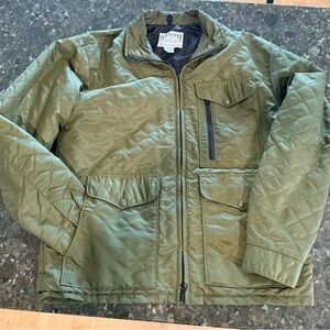 Schaefer Outfitters Men's Olive Quilted Puffer Jacket. Mint Condition